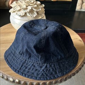 Uniqlo Classic Denim Bucket Hat OS